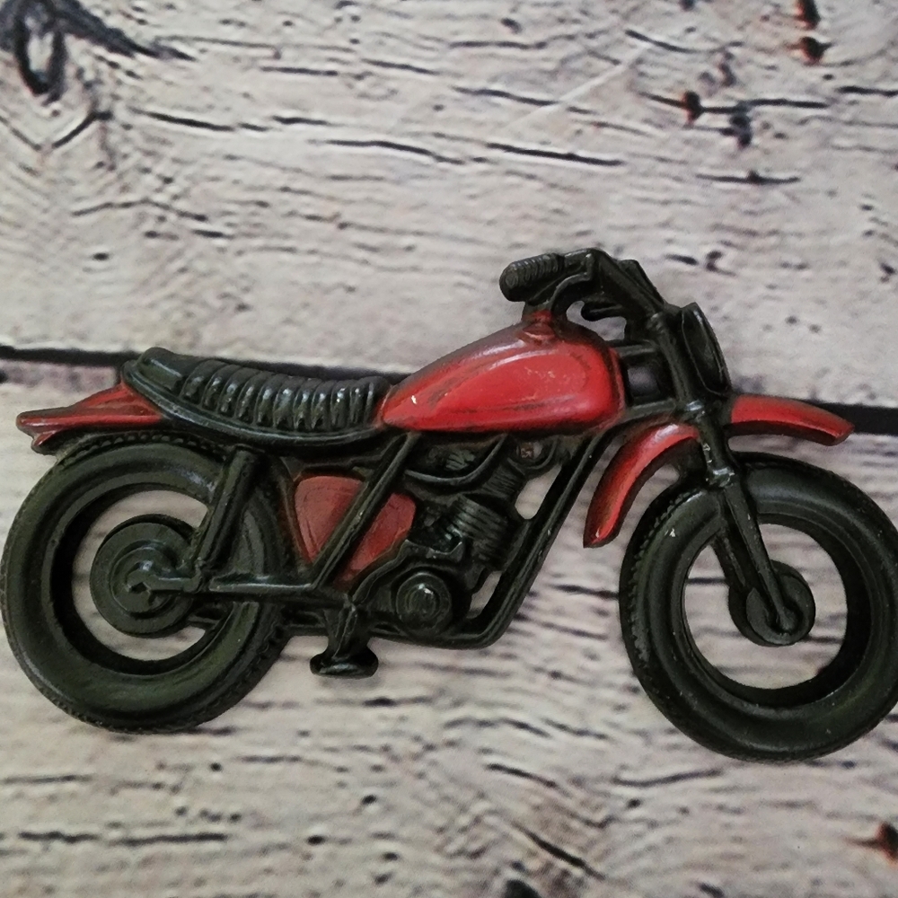 Metal Wall Hanging - Picture 6 of 16